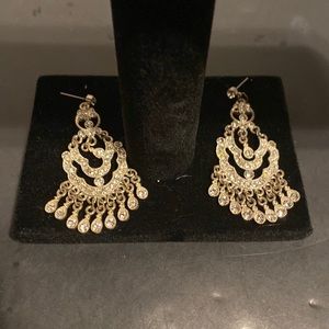 Silver tone clear crystal rhinestone tear drop earrings